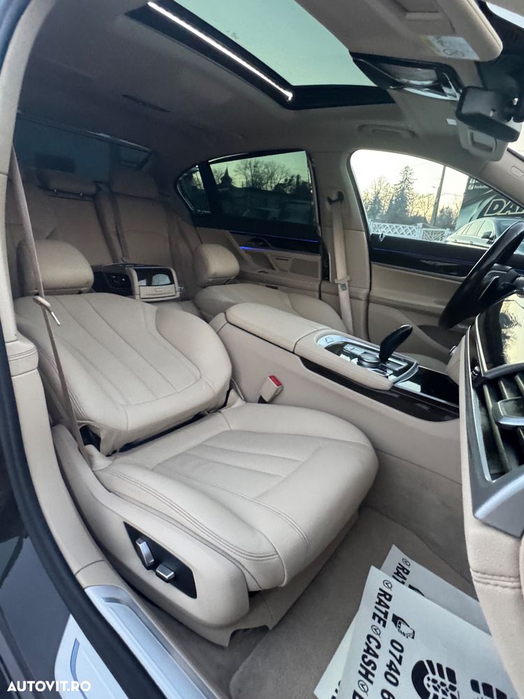 BMW Seria 7 730Ld xDrive - 28
