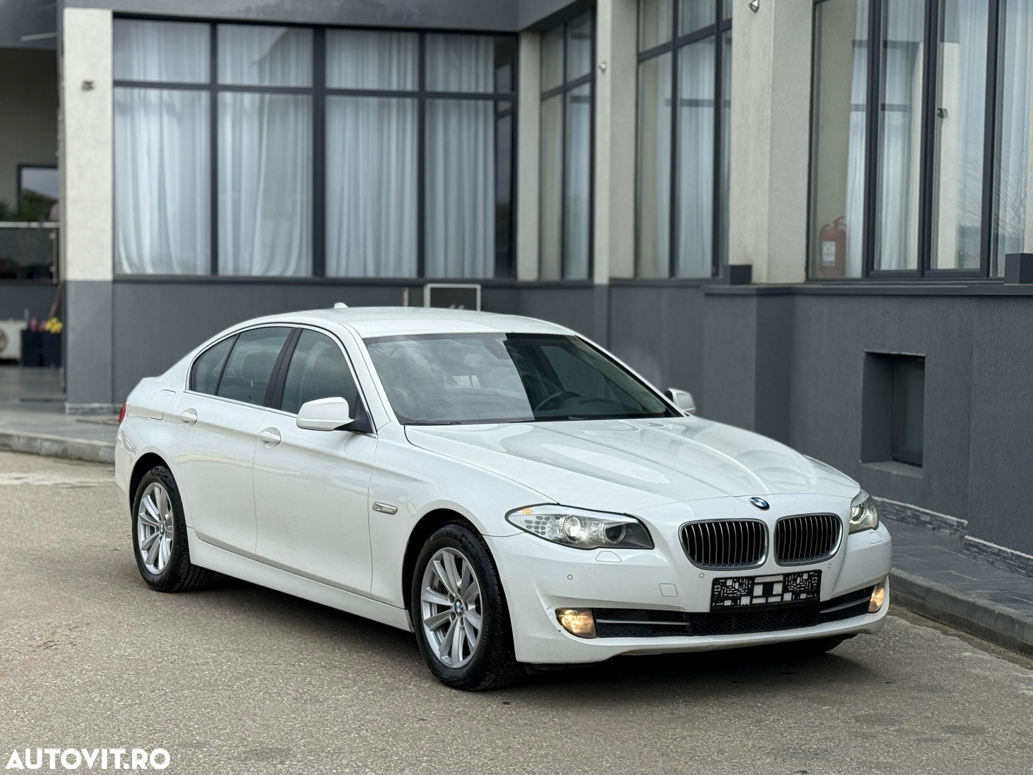 BMW Seria 5 - 11
