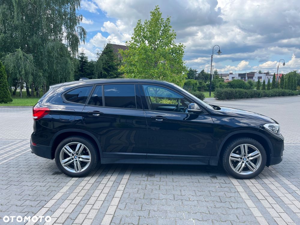BMW X1 xDrive18d Business Edition - 6