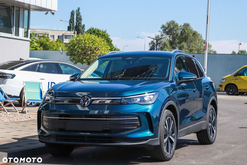 Volkswagen Tiguan - 10