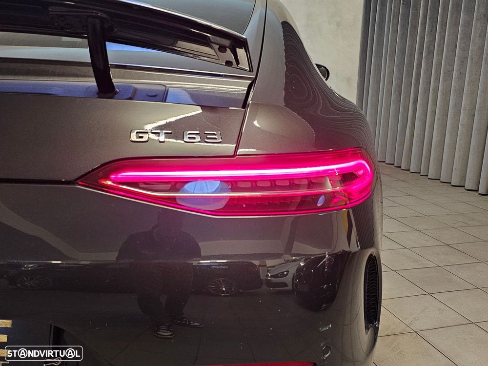 Mercedes-Benz AMG GT 63 4Matic+ - 36