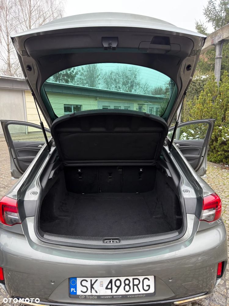 Opel Insignia 2.0 CDTI 4x4 GSi S&S - 13