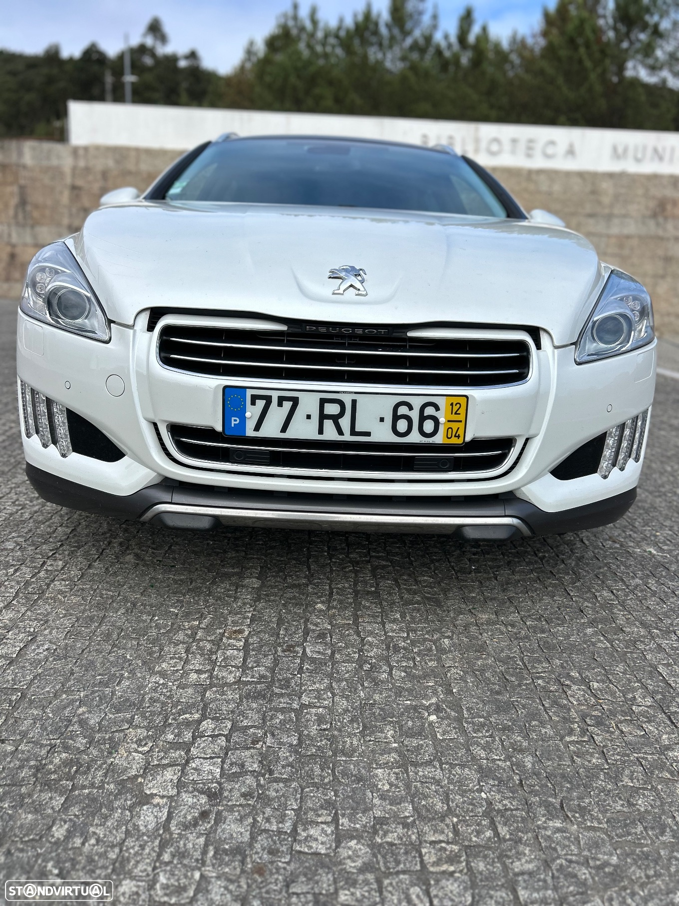 Peugeot 508 RXH 2.0 HDi Hybrid4 Limited Edition 2-Tronic - 2
