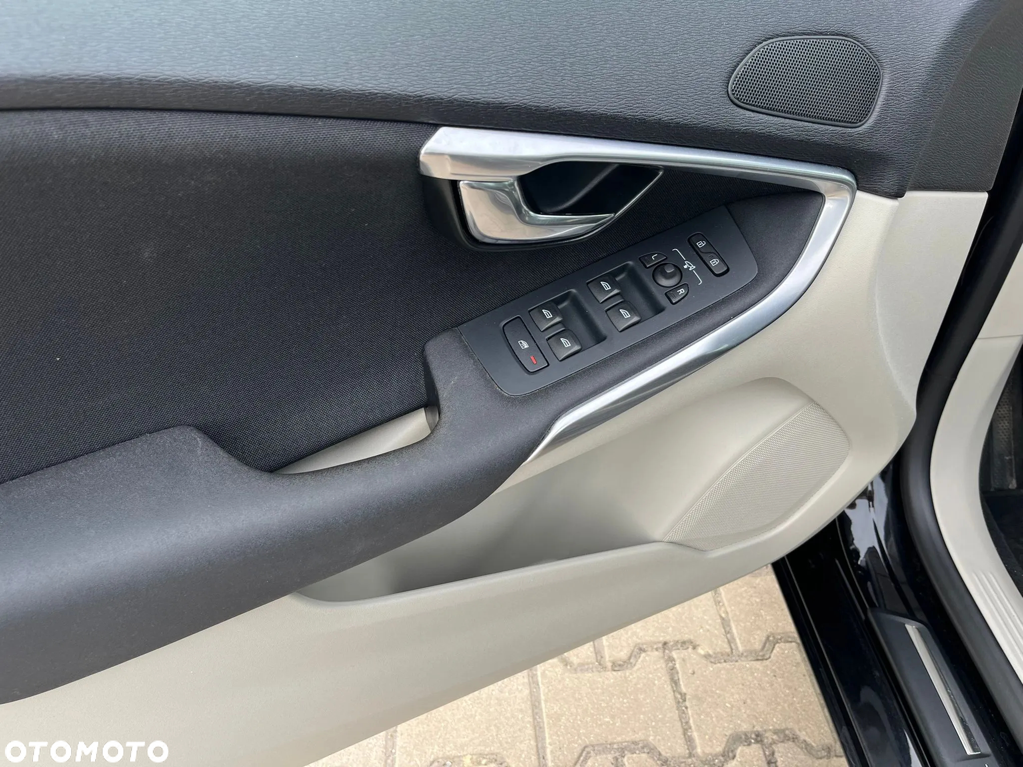 Volvo V40 - 16