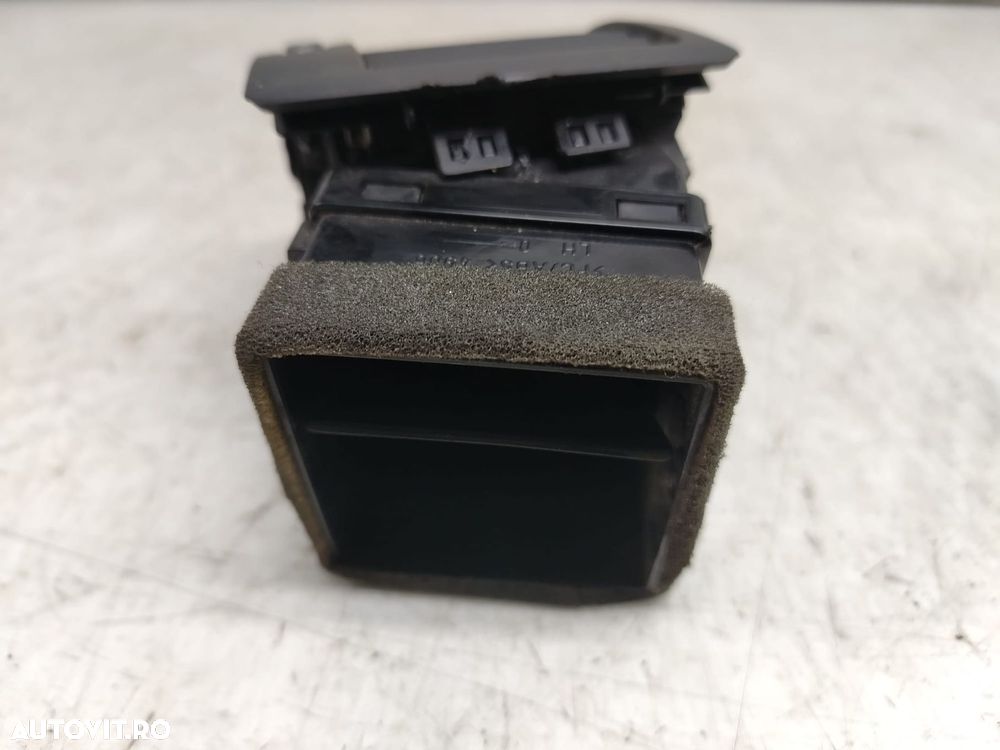 Grila aer bord stanga 1z0819701 Skoda Octavia 2 [2004 - 2008] 1.6 ben - 3