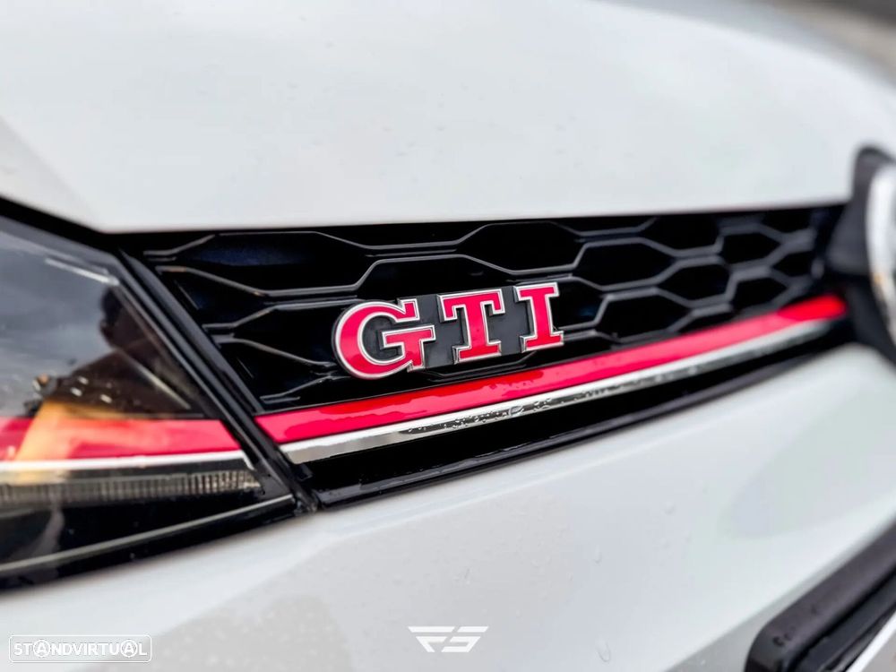 VW Golf 2.0 TSI GTi TCR DSG - 11