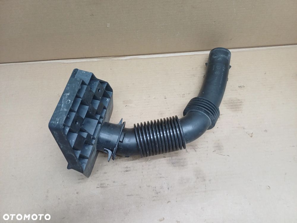 Dolot powietrza rura Passat B6 2.0 TDI 3C0129618D - 4