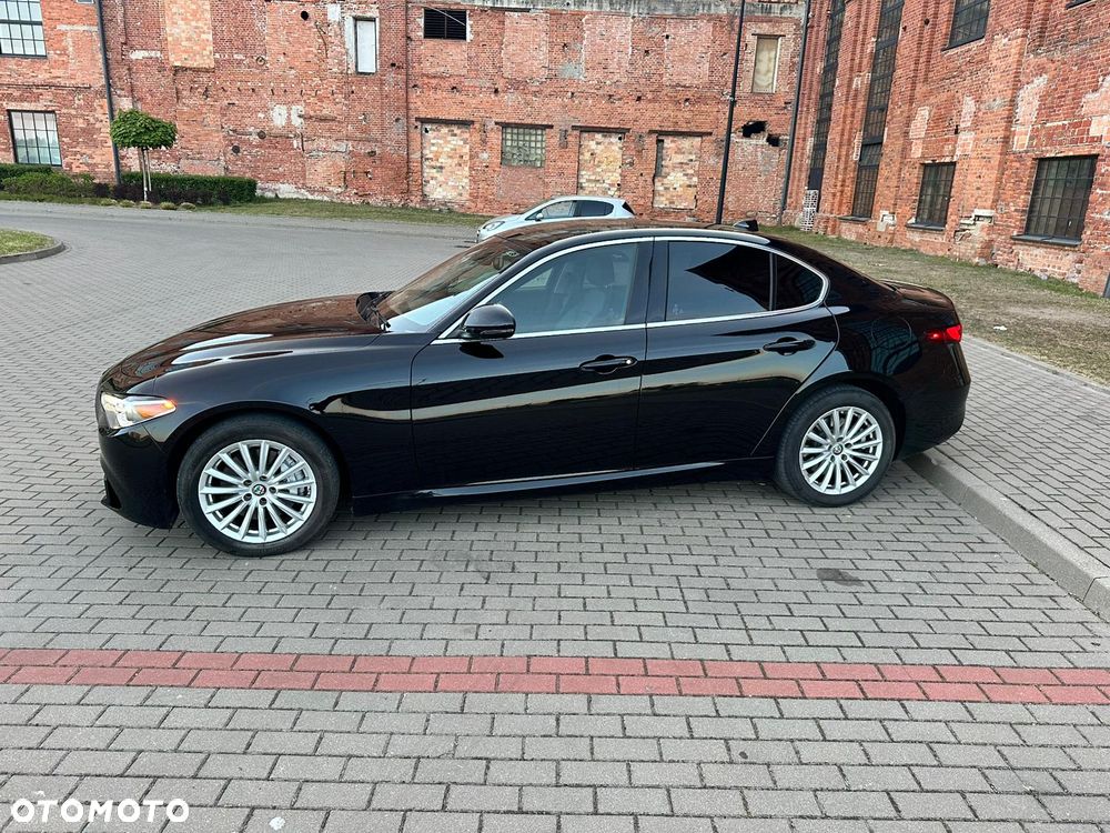 Alfa Romeo Giulia 2.0 Turbo 16V AT8-Q4 Sprint - 9
