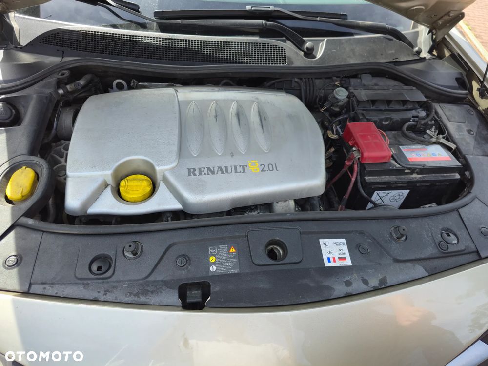 Renault Megane 2.0 dCi Privilege - 17