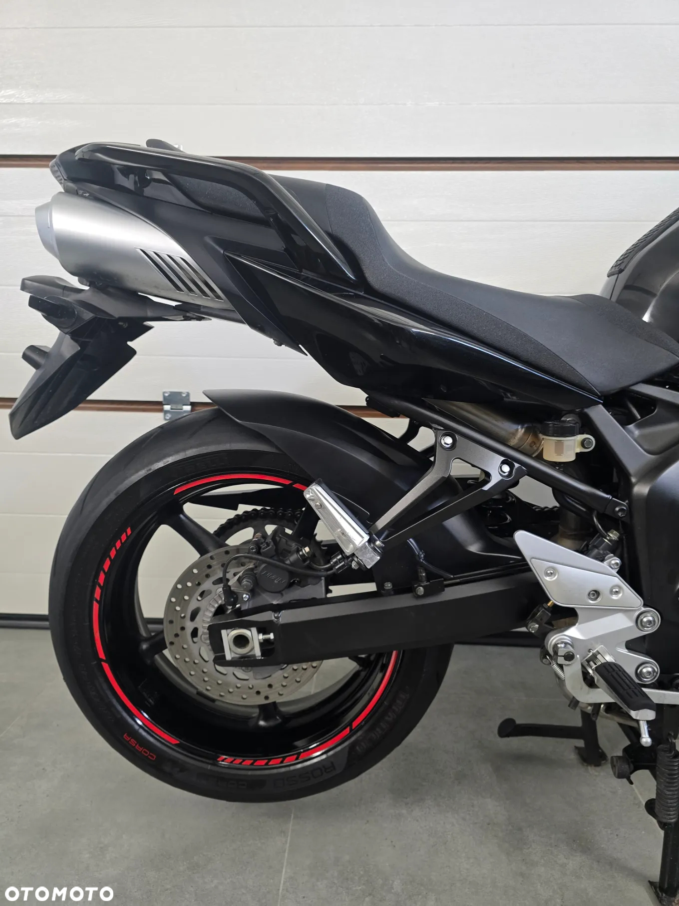 Yamaha FZ6 - 7