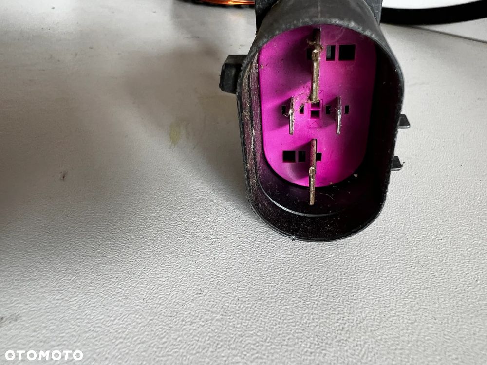 Silnik wentylatora chłodnicy Audi 8W0959455 - 2