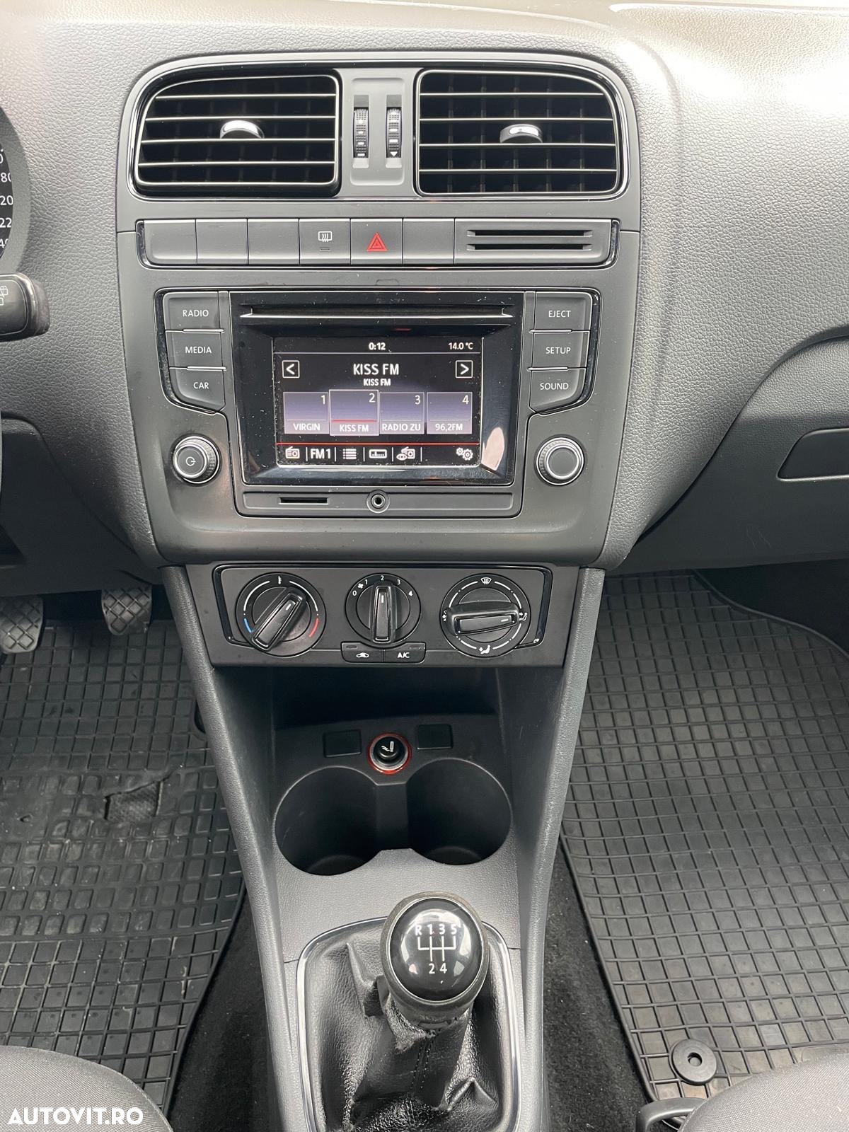 Volkswagen Polo 1.4 TDI CR Comfortline - 6