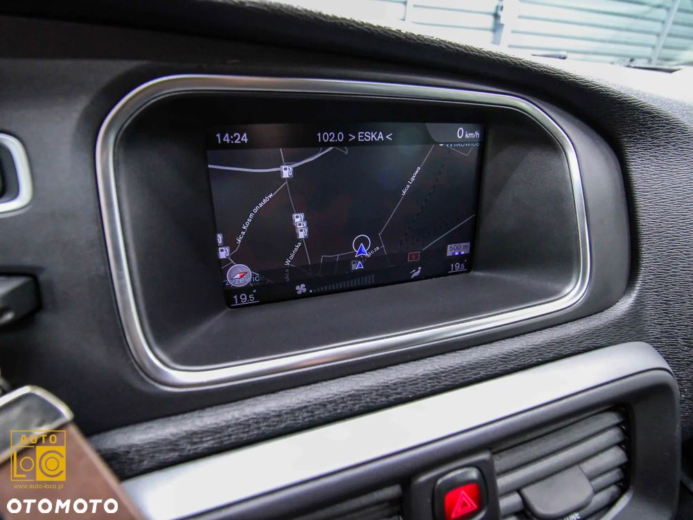 Volvo V40 D2 Momentum - 18