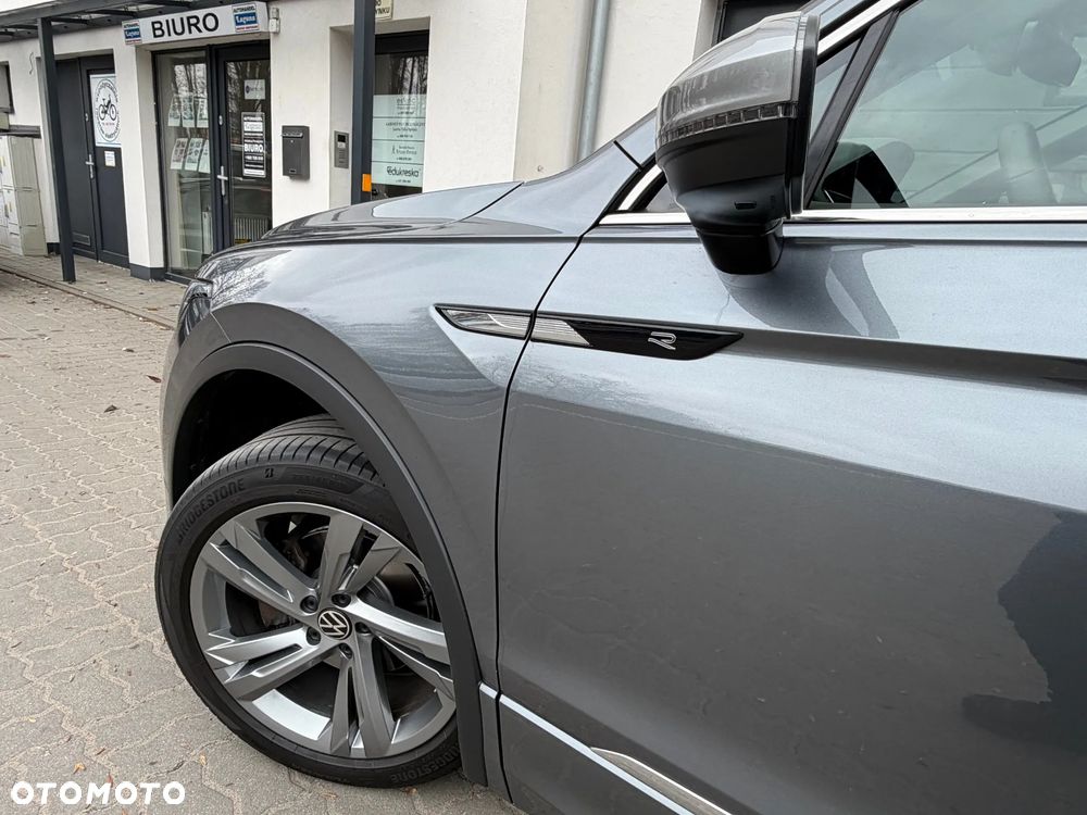 Volkswagen Tiguan Allspace 2.0 TDI SCR 4Motion DSG R-Line - 32