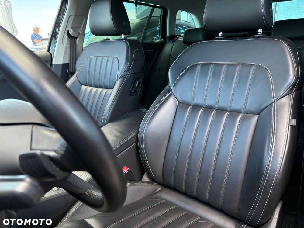 Skoda Superb 2.0 TDI SCR Style DSG - 12