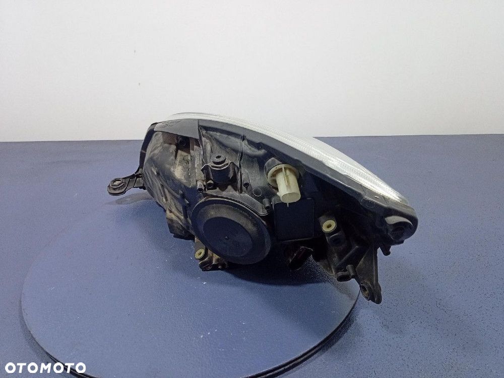 SKODA FABIA II 5J LIFT 10-14 REFLEKTOR PRAWY PRZÓD LAMPA 173088-02 - 4