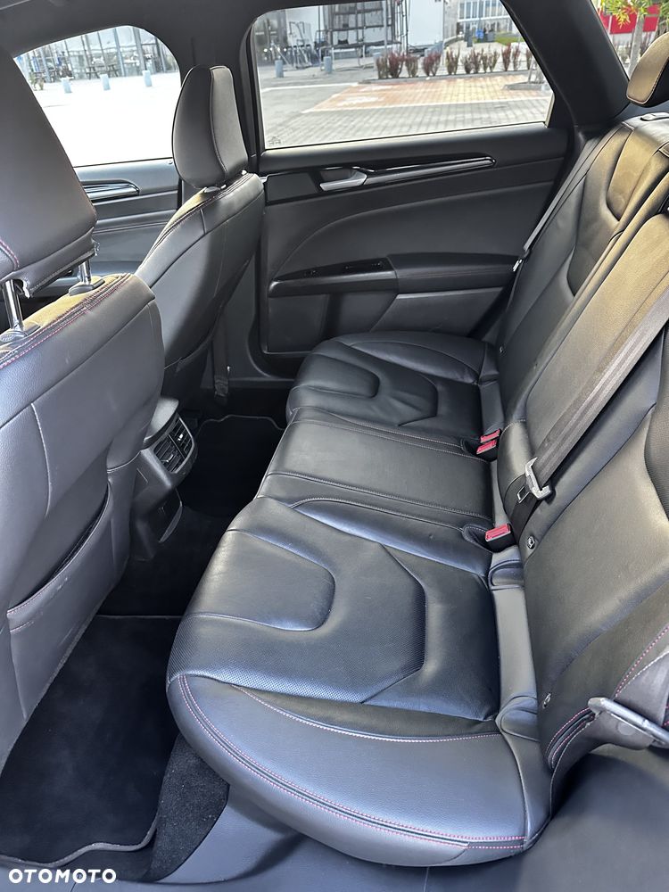 Ford Mondeo - 20