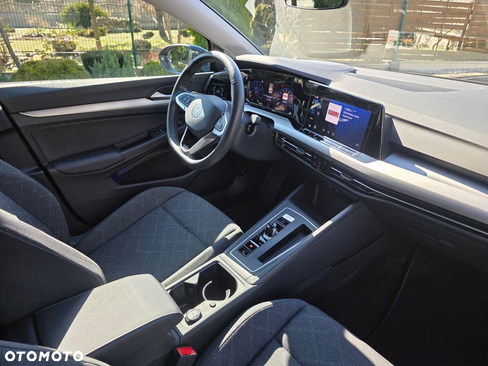 Volkswagen Golf 1.5 eTSI OPF DSG Life - 36