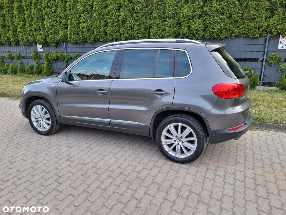 Volkswagen Tiguan 2.0 TDI 4Mot Perfectline R-Style - 5