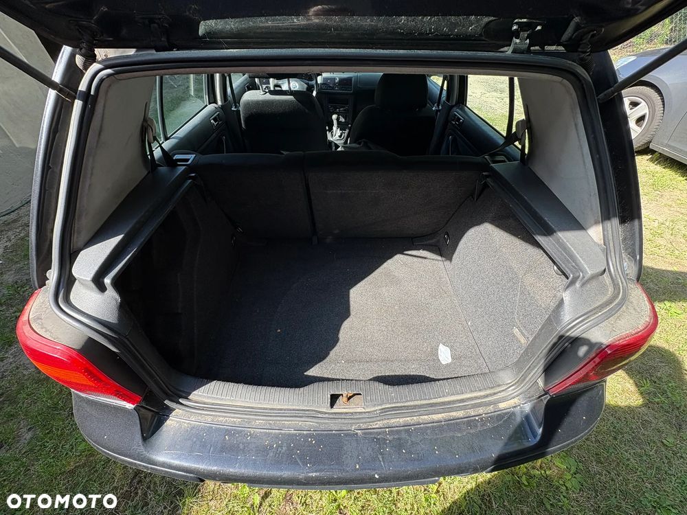 Volkswagen Golf 1.9 TDI Basis - 5