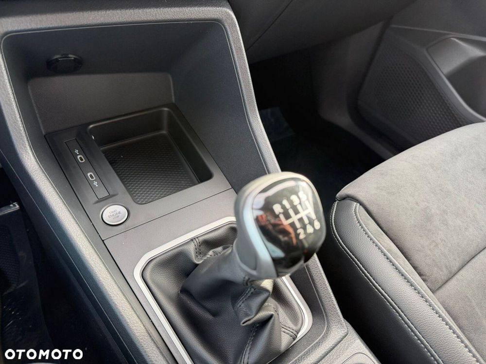 Volkswagen Caddy - 34