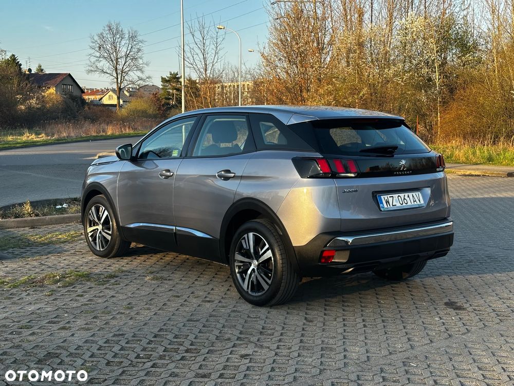 Peugeot 3008 1.5 BlueHDi Allure S&S EAT8 - 17