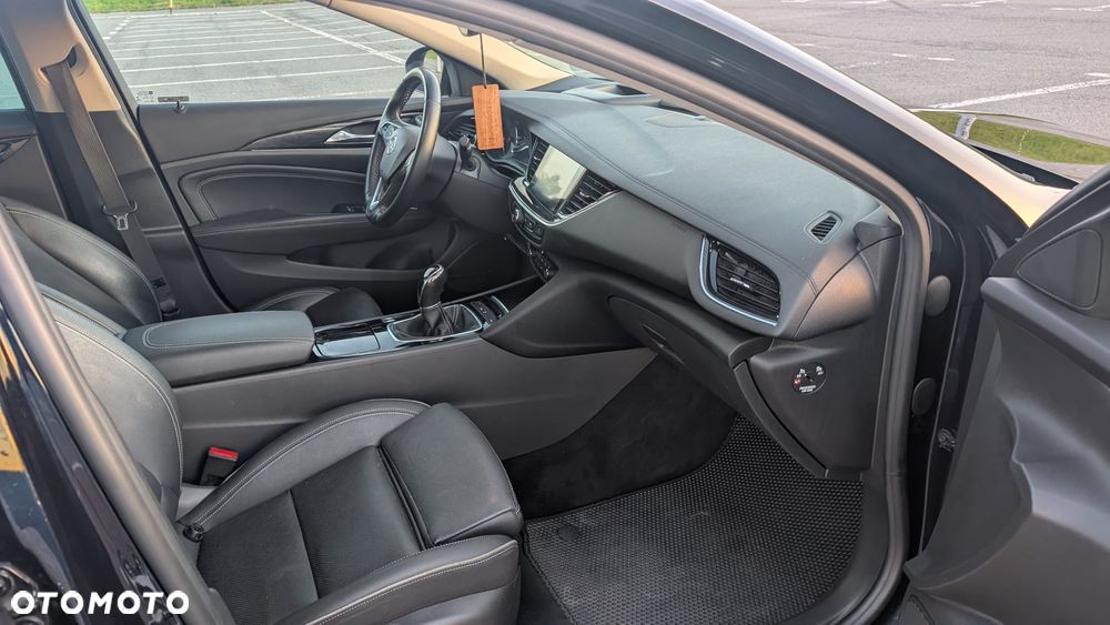 Opel Insignia 1.6 CDTI ecoFLEX Start/Stop Business Innovation - 11