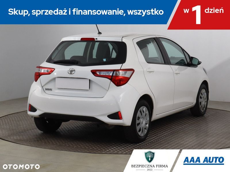 Toyota Yaris - 7