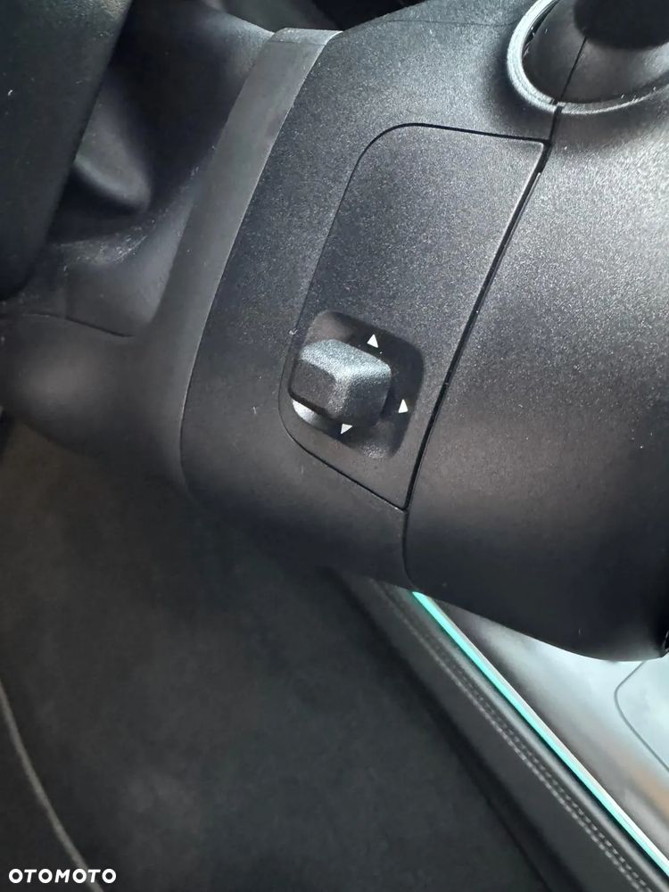 Mercedes-Benz Klasa E 220 d T 4Matic 9G-TRONIC Edition AMG Line - 30