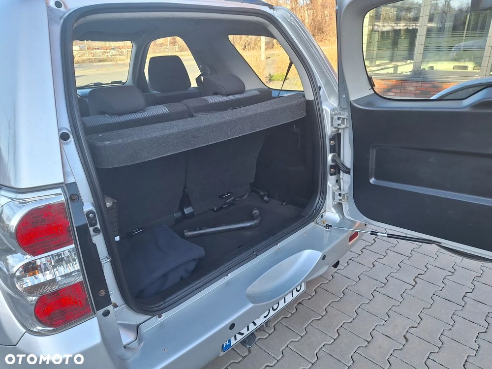 Suzuki Grand Vitara 1.6 - 9
