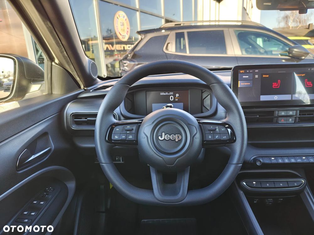 Jeep Avenger 1.2 T3 mHEV Longitude FWD eDCT6 - 28