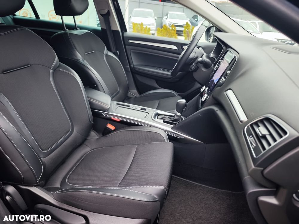 Renault Megane E-TECH 160 TECHNO - 18