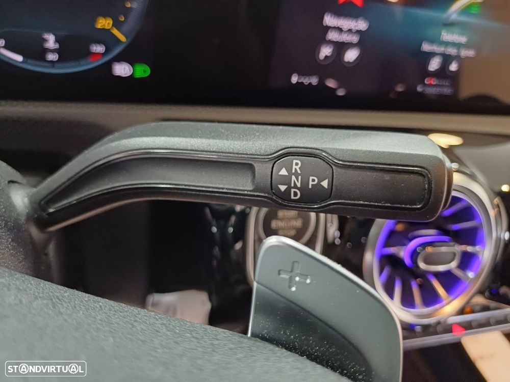 Mercedes-Benz CLA 220 - 18