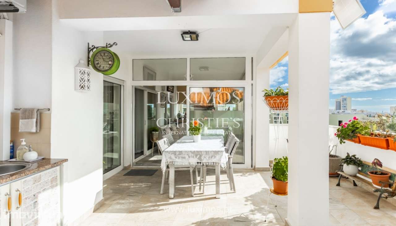 Fantástica Penthouse T4 à venda na Praia da Rocha, Portimão, Algarv - Grande imagem: 2/27