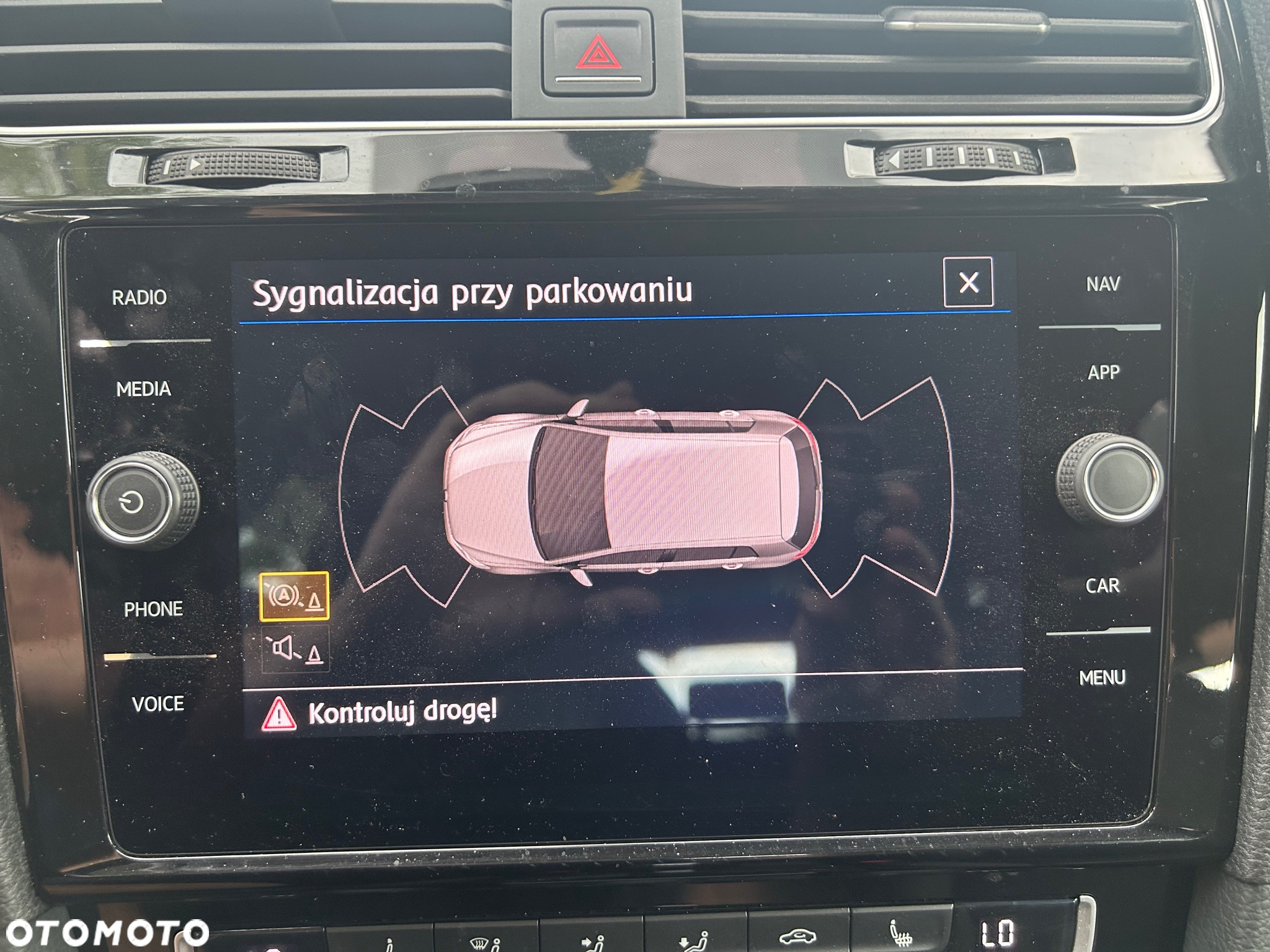 Volkswagen Golf VII 1.5 TSI BMT Evo Highline DSG - 25