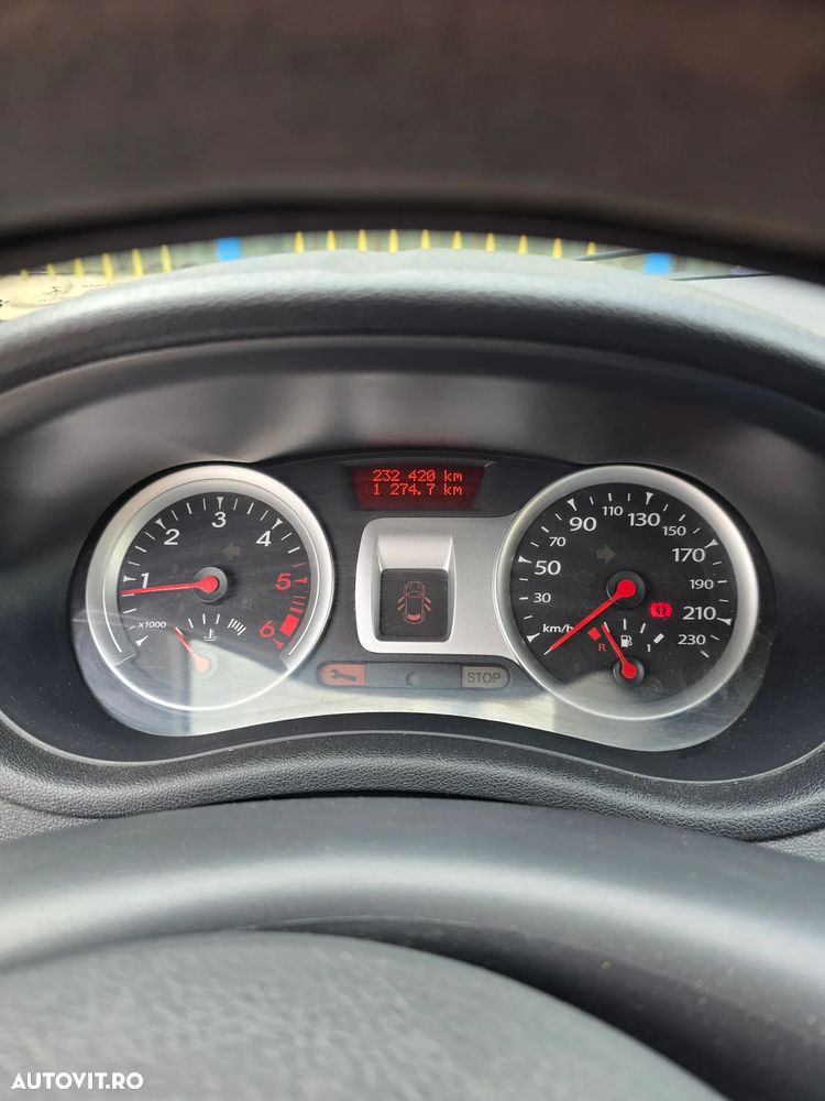 Renault Clio III 1.5 dCi Dynamique - 6