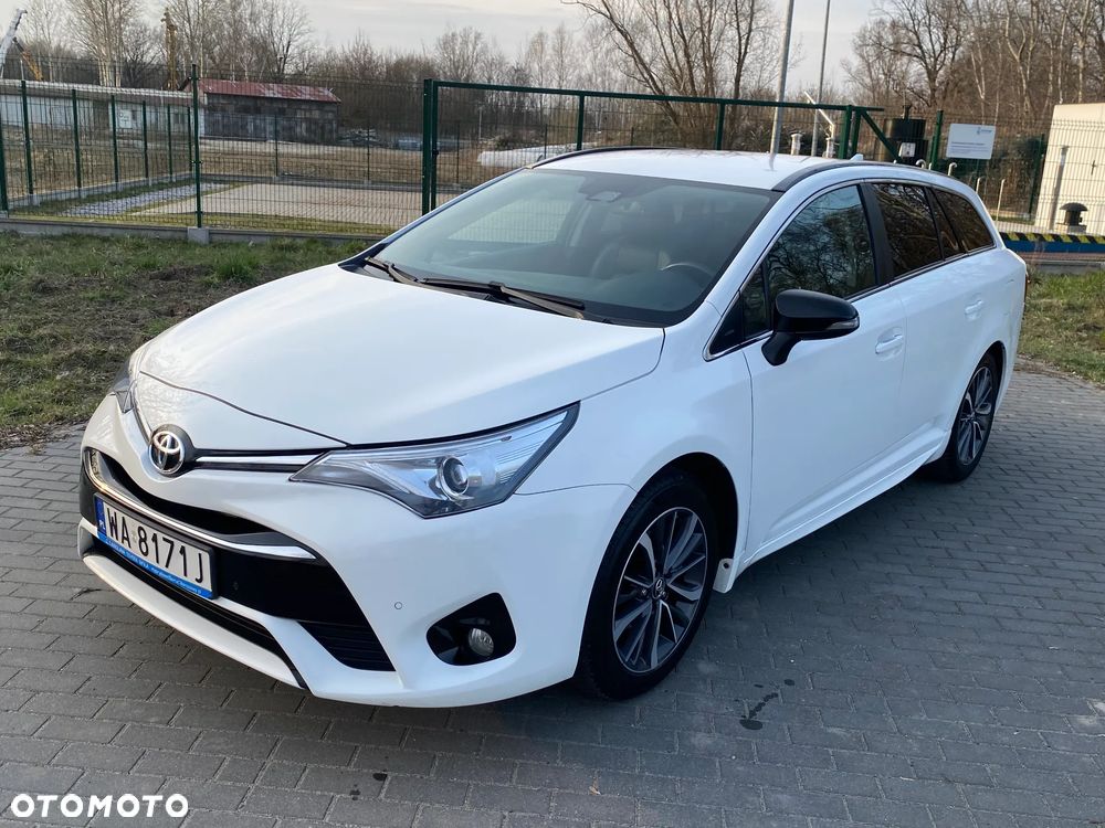 Toyota Avensis 1.8 Premium MS - 1