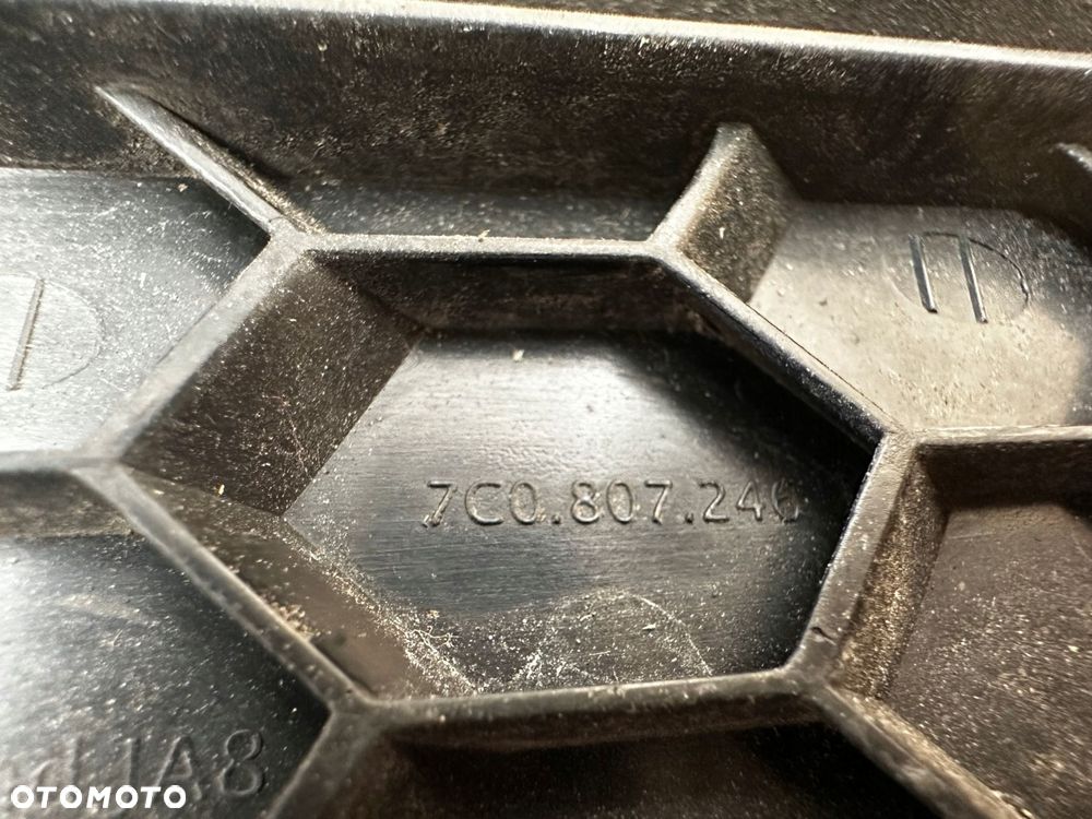 volkswagen oe 7c0807246 kratka wentylacyjna, zderzak - 3