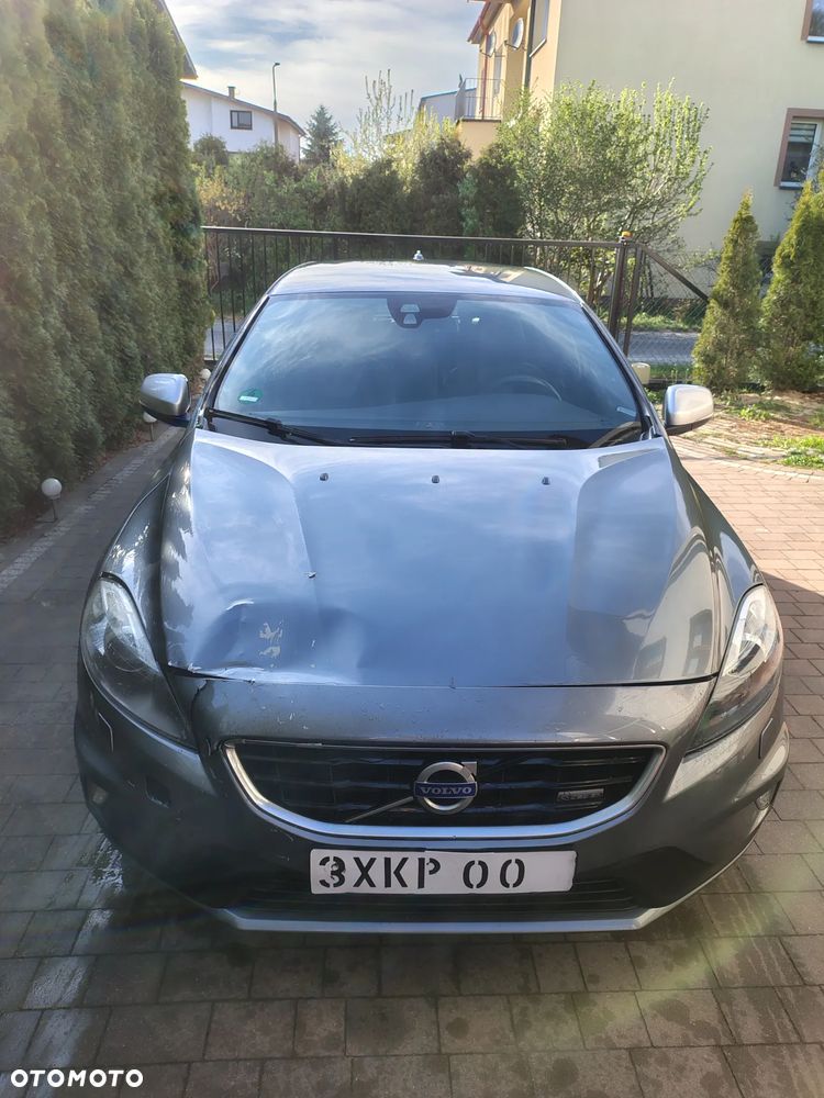 Volvo V40 D4 Drive-E R-Design Summum - 2