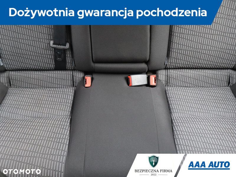 Toyota Avensis - 12