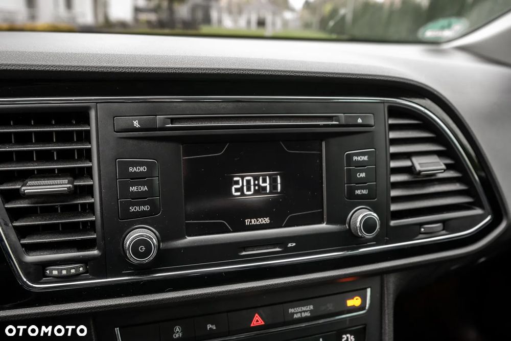 Seat Leon Sportstourer 2.0 TDI Start&Stop CONNECT - 17