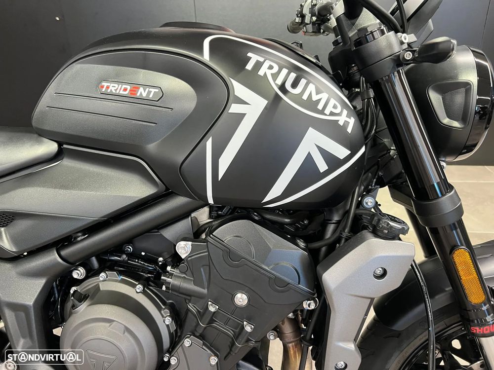 Triumph Trident - 2