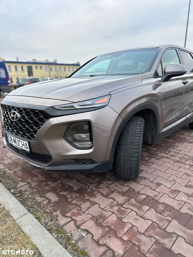 Hyundai Santa Fe - 1