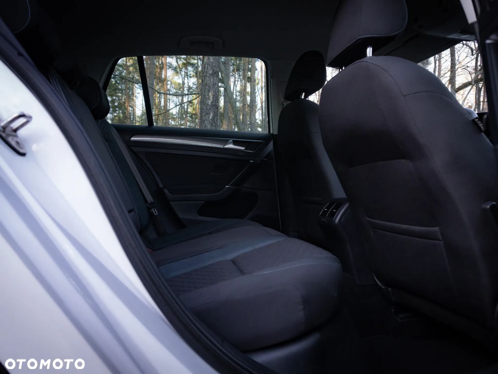 Volkswagen Golf 1.6 TDI SCR Join - 16