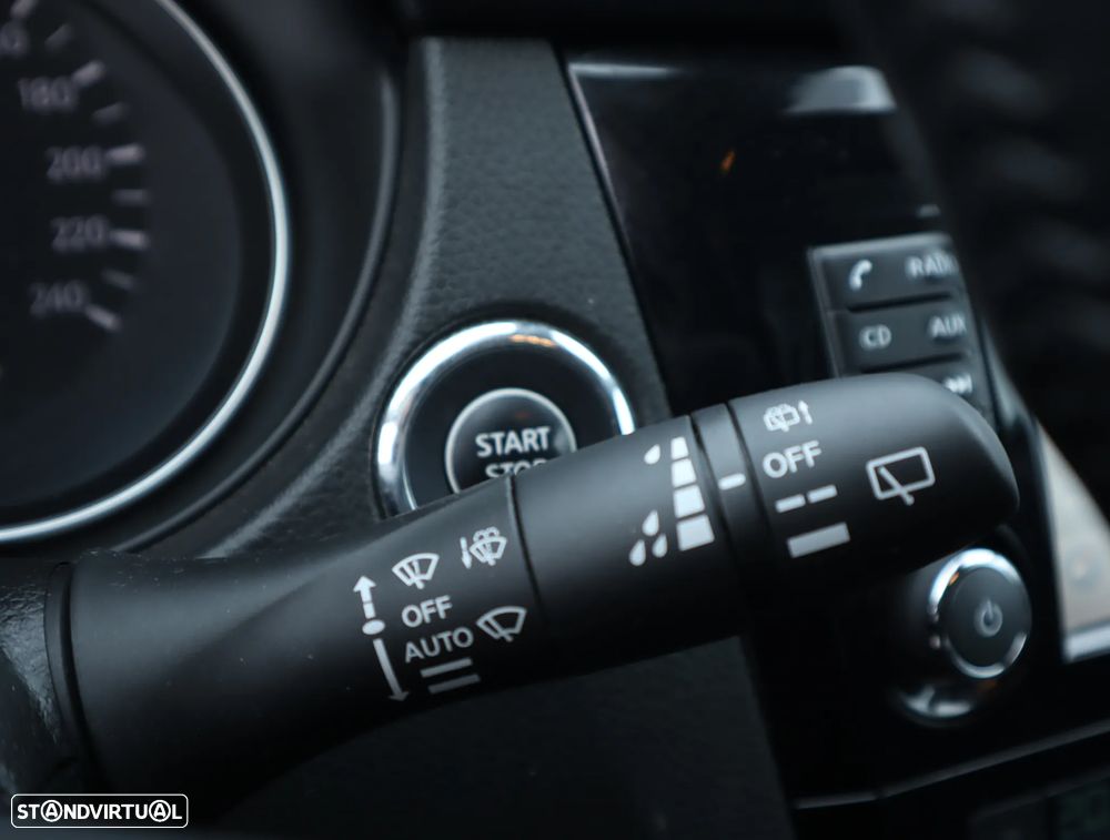 Nissan Qashqai 1.5 dCi N-Connecta - 41