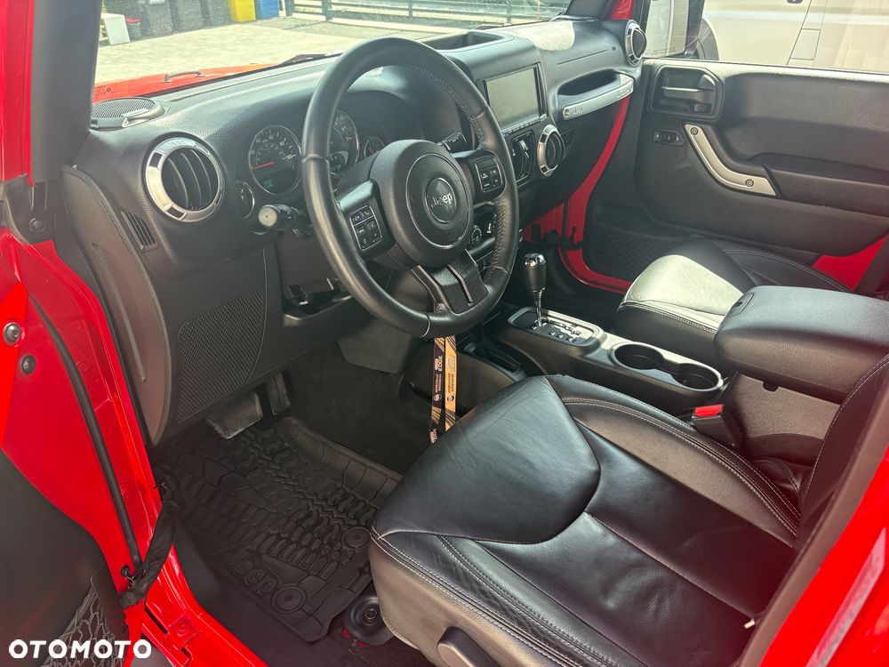 Jeep Wrangler 3.6 Unlim Sahara - 5