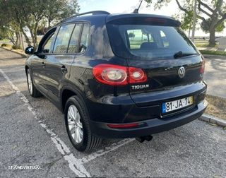VW Tiguan - 4