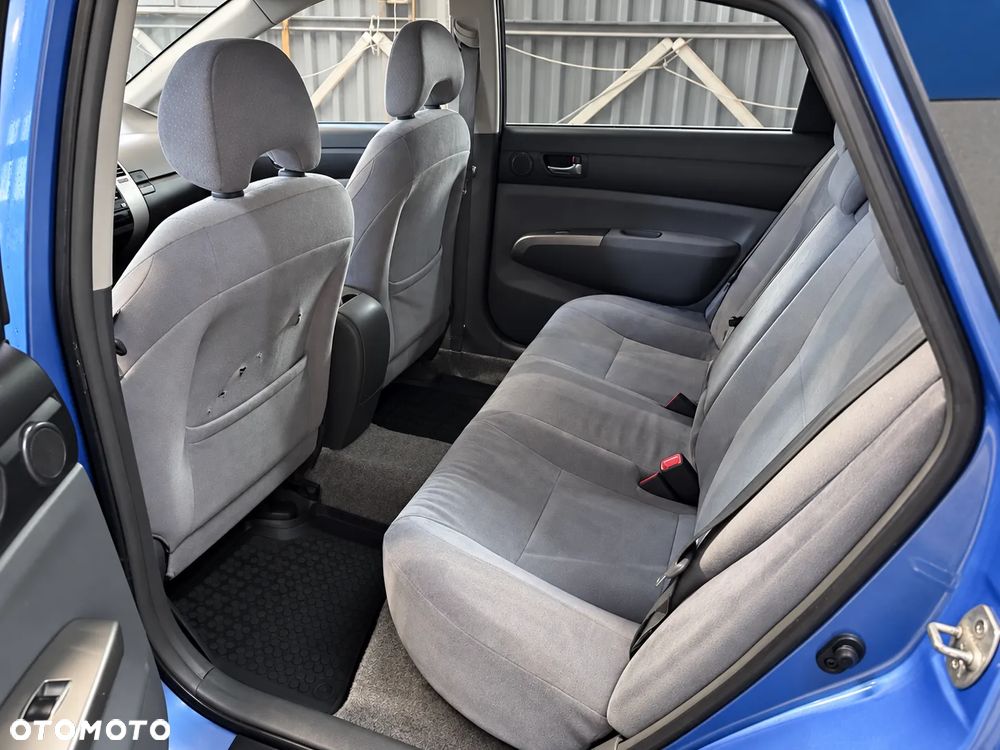 Toyota Prius 1.5 VVT-i Sol - 6