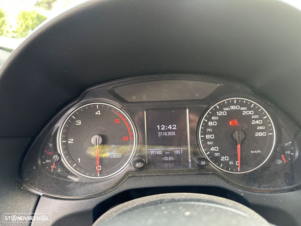 Audi Q5 2.0 TDI S-line S-tronic - 8