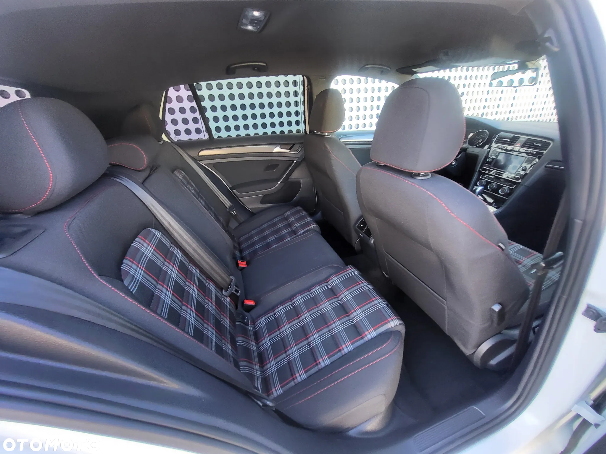 Volkswagen Golf 2.0 TSI OPF DSG GTI - 8